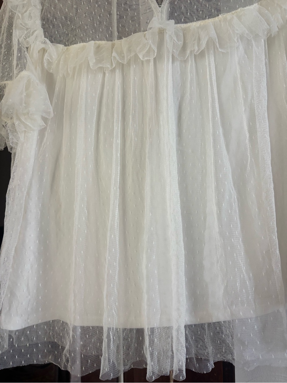 Sheer Dot Mesh Ruffle blouse - White - Picture 5 of 7